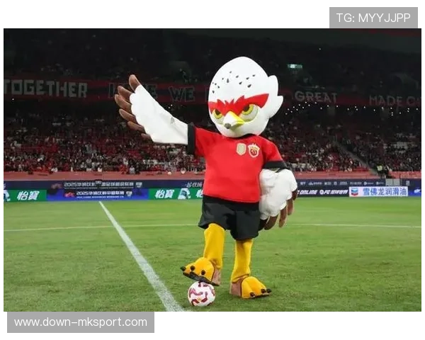 海港新吉祥物“伊戈”亮相,名宿范德萨助阵 海港新吉祥物“伊戈”亮相,名宿范德萨助阵