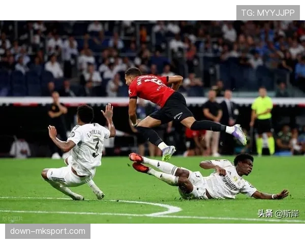 皇马三轮不胜，姆巴佩疑似点球漏判引发争议